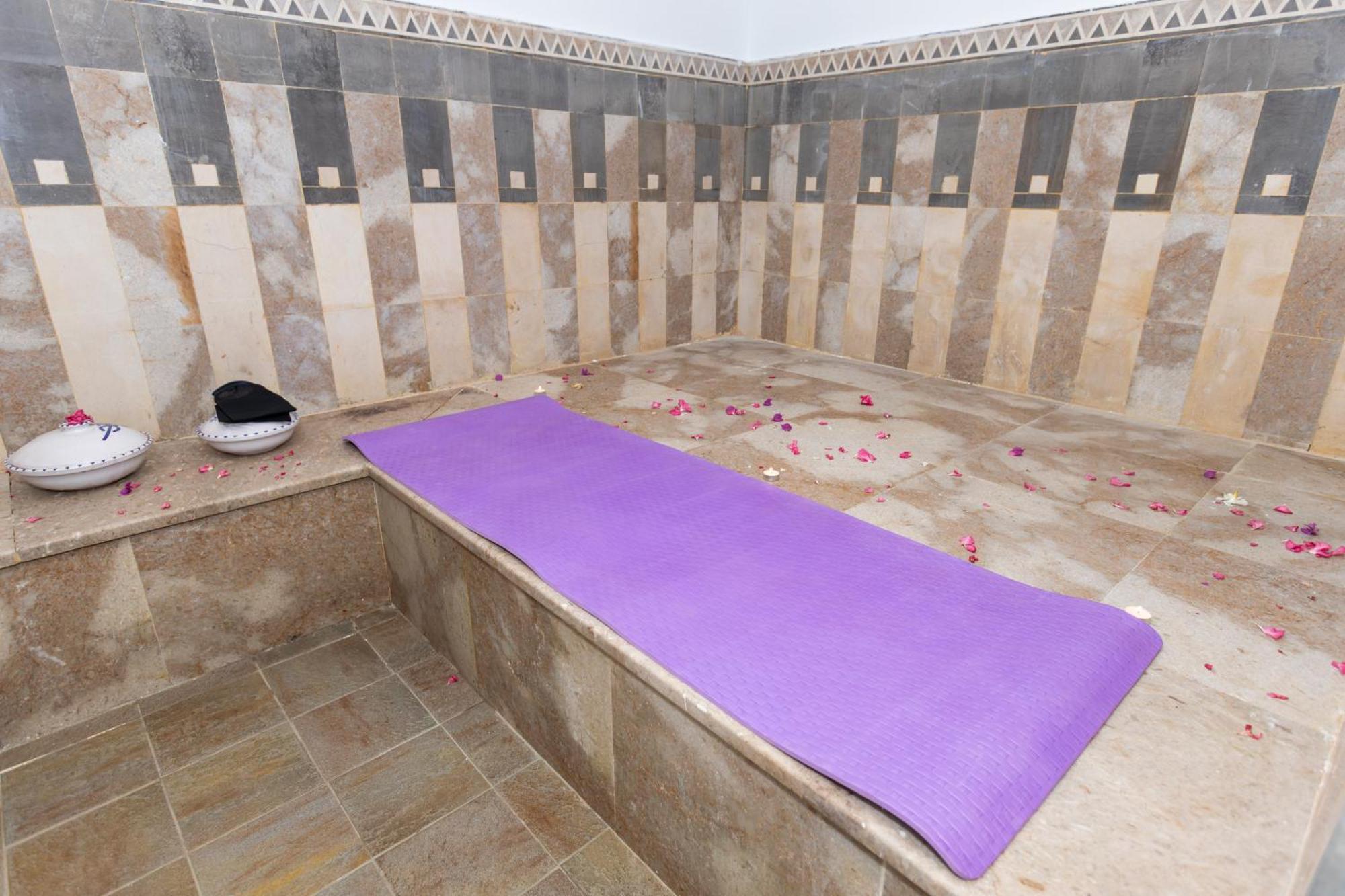Le Petit Palais Djerba & Spa 乌姆苏克 外观 照片