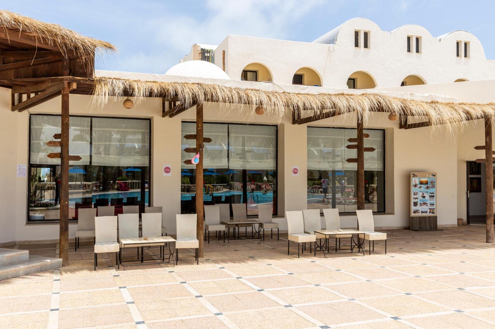 Le Petit Palais Djerba & Spa 乌姆苏克 外观 照片