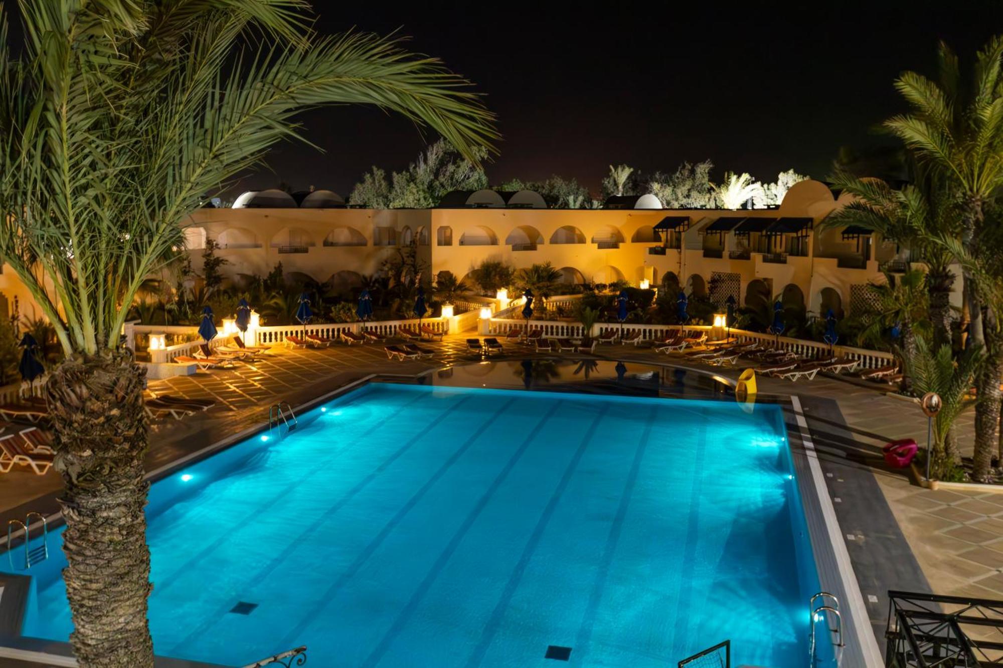 Le Petit Palais Djerba & Spa 乌姆苏克 外观 照片